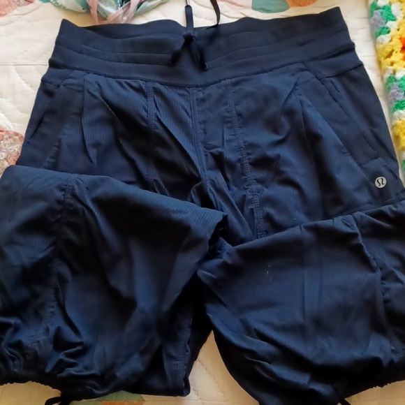 lululemon athletica Pants - Ladies Lululemon studio full leg pant size 8